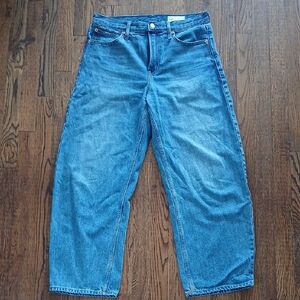 GAP BARREL HIGH RISE JEANS Size 29S/8S